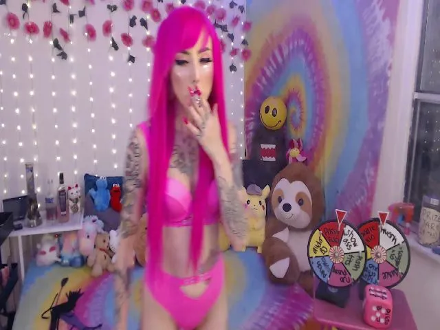 Live sex webcam photo for LucyLovesick #259751029