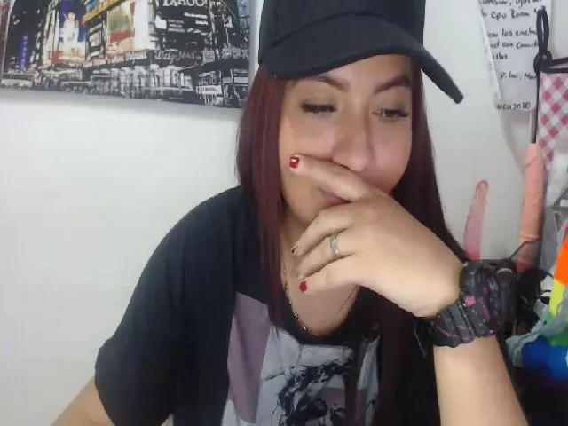 Live sex webcam photo for Shanel_bigass #253841585