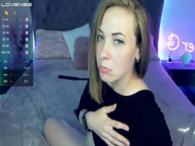 Live sex webcam photo for LilFluffyDuck #254162818