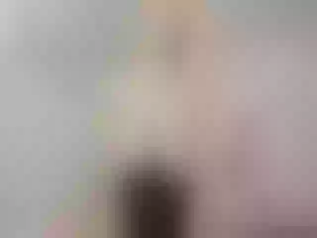 Live sex webcam photo for KenzieDawton #253016837