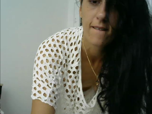 Live sex webcam photo for BelyEly #260467794