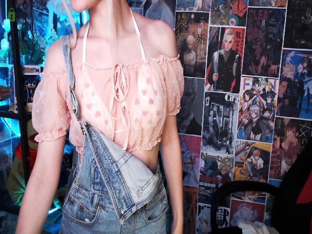 Live sex webcam photo for Manarose27 #256086867