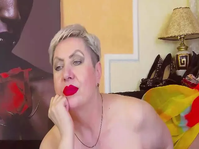 Live sex webcam photo for LADY__POSH #264071490