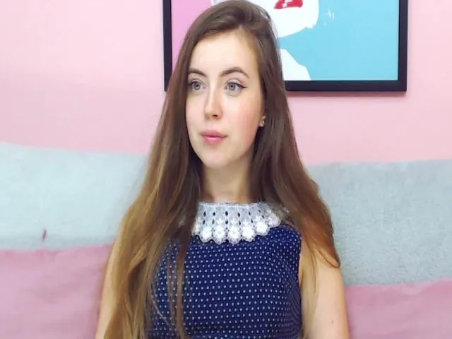 Live sex webcam photo for TaminaRey #252572801