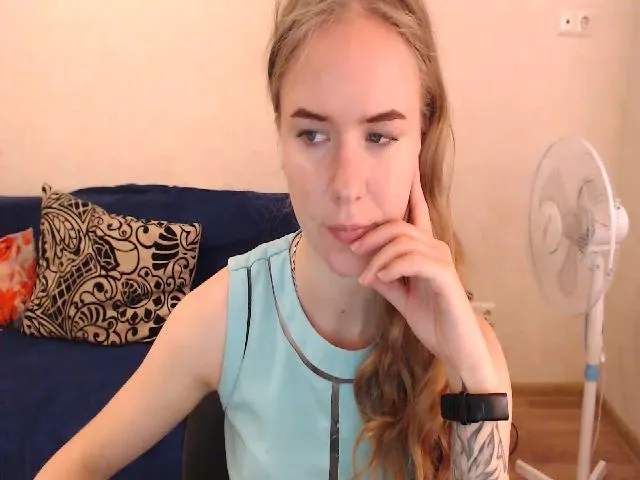 Live sex webcam photo for Limana_xo #253147464