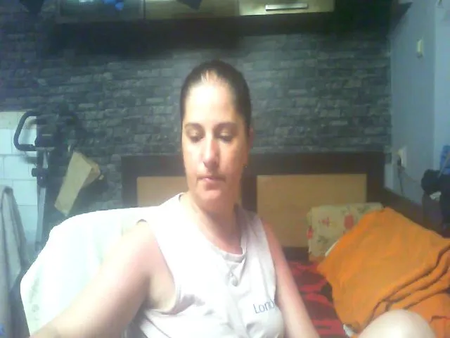 Live sex webcam photo for MGabrielle #255573162
