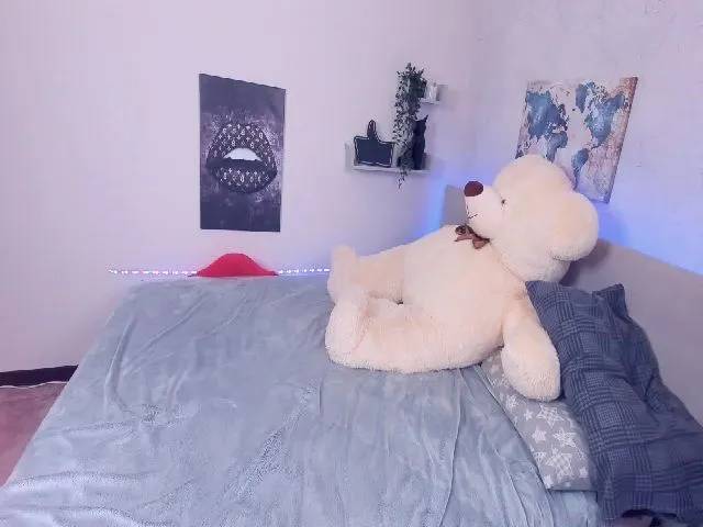 Live sex webcam photo for AnabelAris #264979982