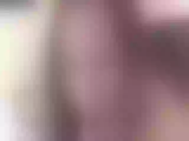 Live sex webcam photo for Karolkim018 #260579402