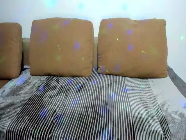 Live sex webcam photo for Jessy4Lovex #262428157