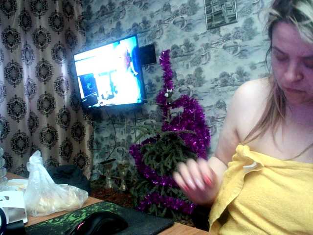 Live sex webcam photo for -Raven40- #241354811