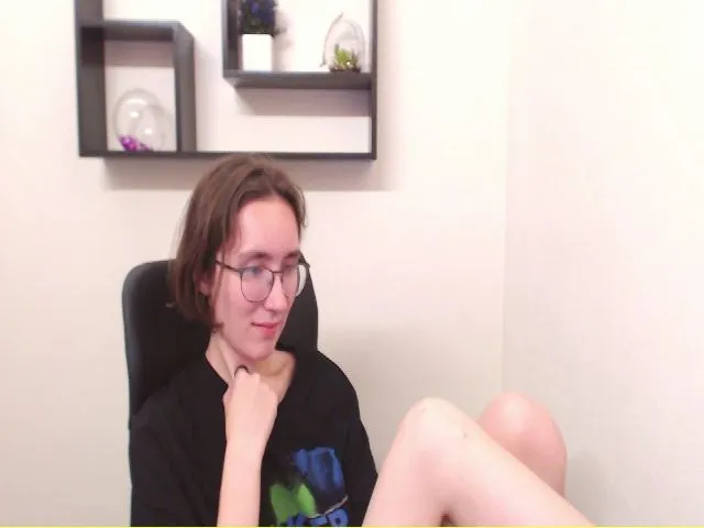 Live sex webcam photo for CleverAlexiss #254095950