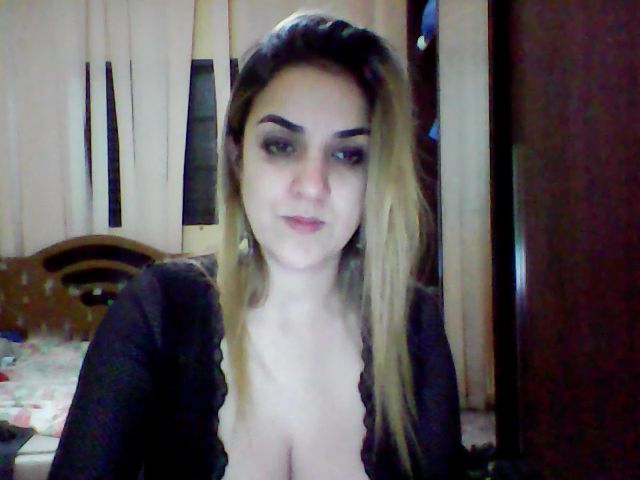 Live sex webcam photo for ChristieBR #262336591