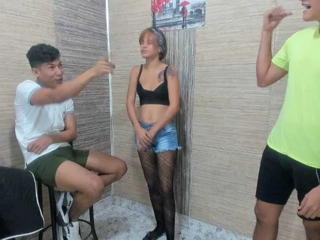 Live sex webcam photo for bdsmparty2 #245225179