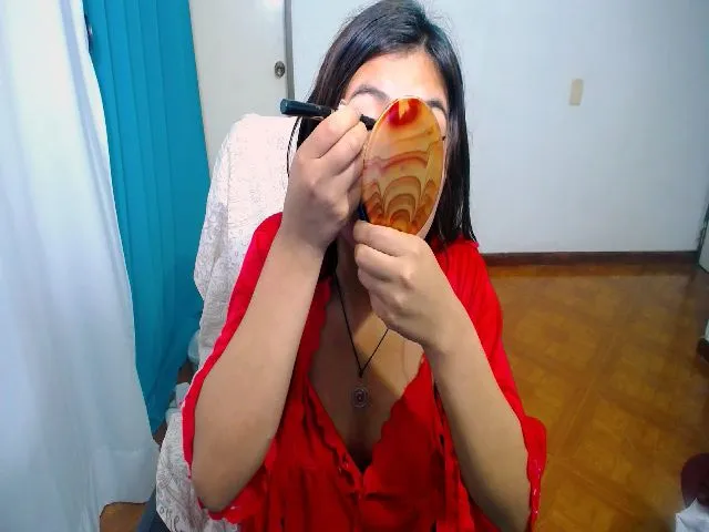 Live sex webcam photo for SUZZY23 #260464715