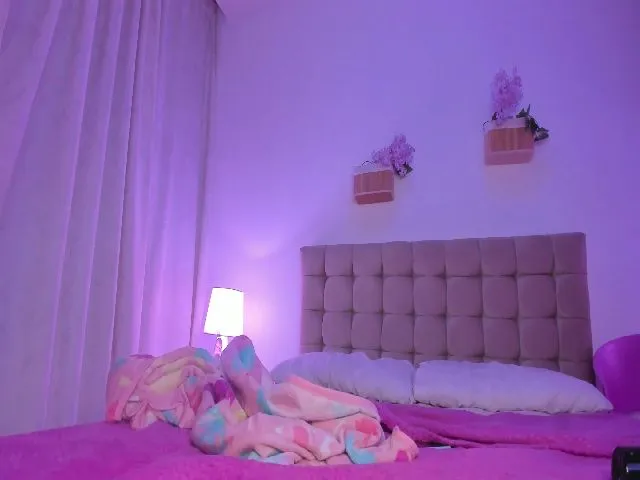 Live sex webcam photo for celest_ #260365024