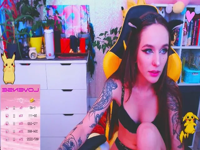 Live sex webcam photo for JinjerMoon #260647214