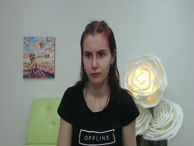 Live sex webcam photo for MollyTravis #261359440