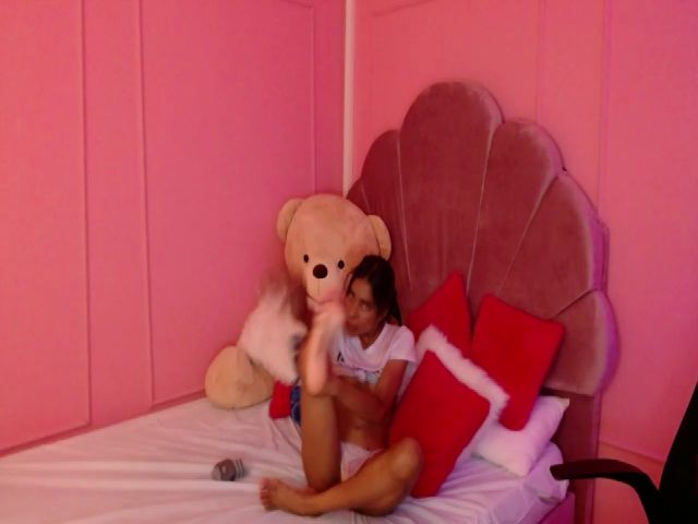 Live sex webcam photo for Diane_sinn #256278049