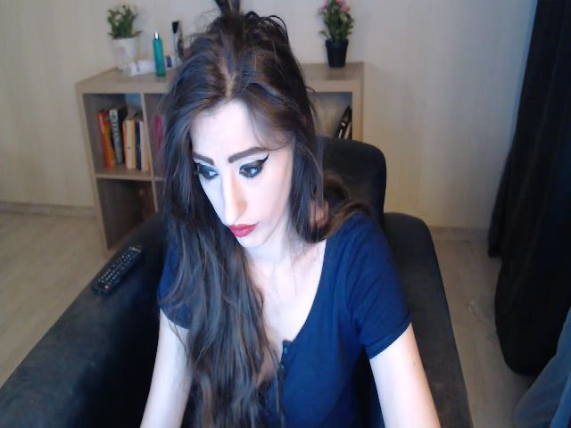 Live sex webcam photo for HotRebbecca #257296981