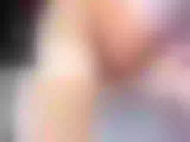 Live sex webcam photo for MaggieBrown_ #257701826