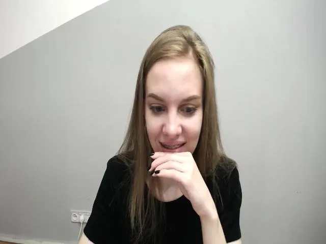Live sex webcam photo for HappySecret_ #263840341