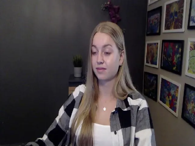 Live sex webcam photo for LUSTerica #265386689