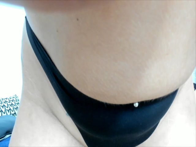 Live sex webcam photo for Queenevamaria #254311530