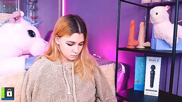 Live sex webcam photo for LokkiLu #244624984