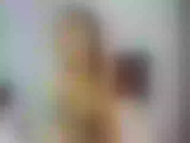 Live sex webcam photo for LittleRed2u #254288315