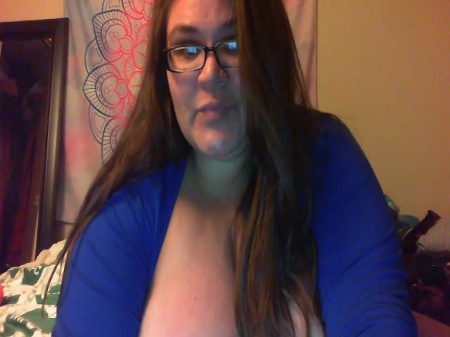 Live sex webcam photo for Kurvybbw4 #262954719