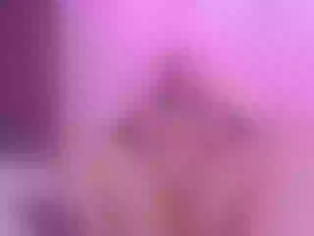 Live sex webcam photo for Sharlotte_e #253263449