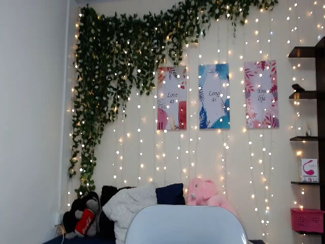 Live sex webcam photo for JOLIE_ABALO #256947814