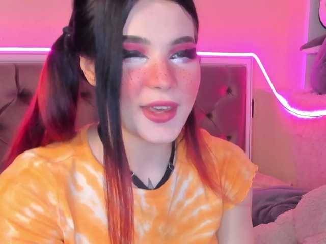 Live sex webcam photo for sweetbutty- #246275039