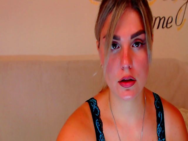 Live sex webcam photo for Mya_Diamond_ #263308515