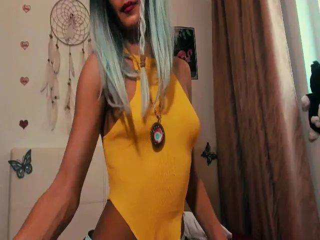 Live sex webcam photo for Masika1234 #263630578