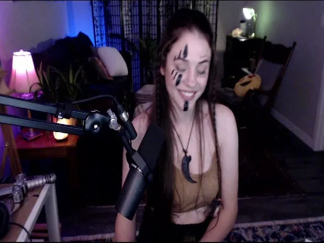 Live sex webcam photo for Sophelia #252385152