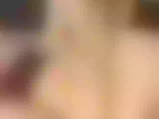 Live sex webcam photo for juliesquirts #241957901