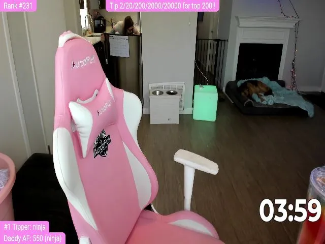 Live sex webcam photo for TheSharkQueen #254569688