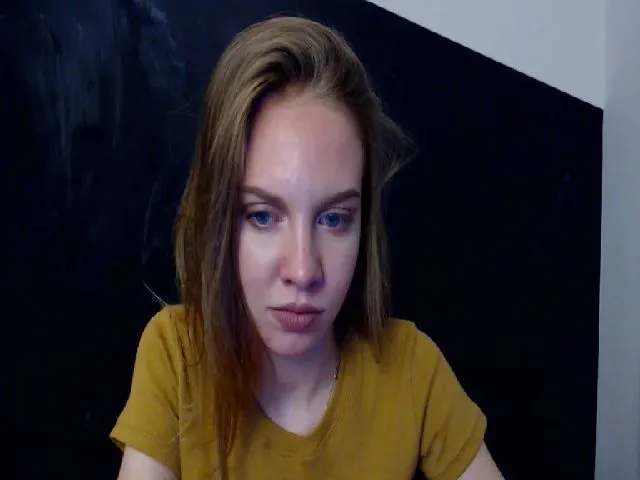 Live sex webcam photo for HappySecret_ #256039381