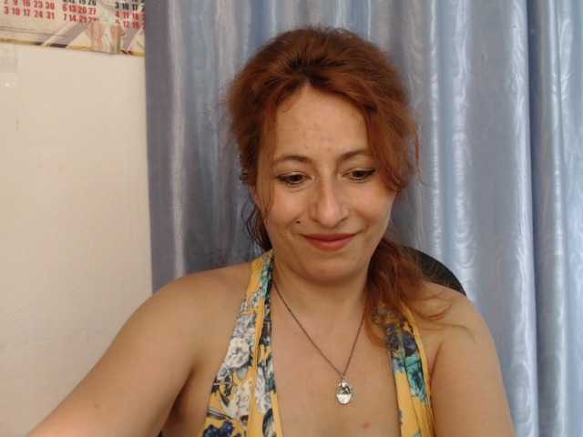 Live sex webcam photo for Ria777 #244443084