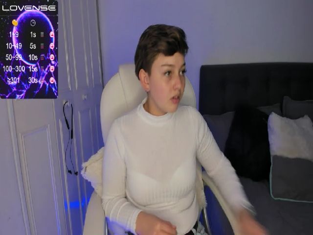 Live sex webcam photo for SalemJimenez #261123412