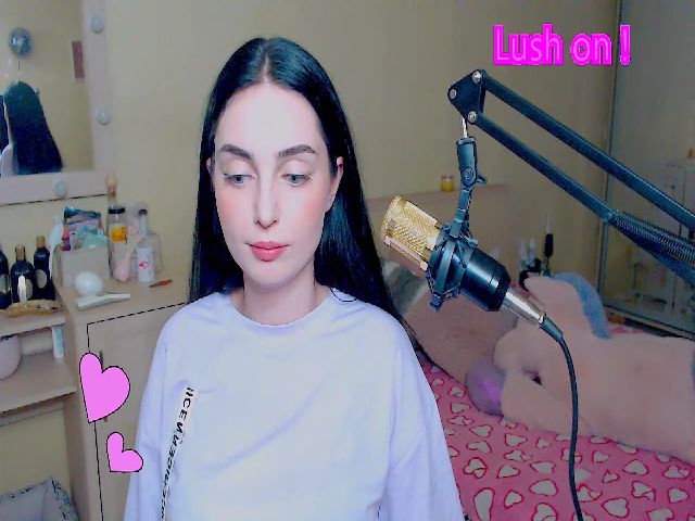 Live sex webcam photo for sunshinebabee #263329551