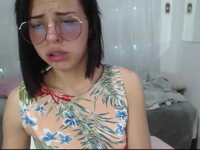 Live sex webcam photo for Cathryskyy #240947622