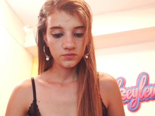 Live sex webcam photo for chelseylewis #240739062
