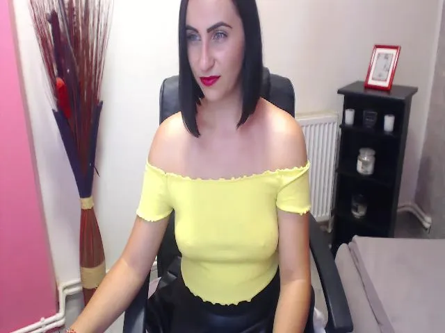 Live sex webcam photo for ElenaSworld #264708601