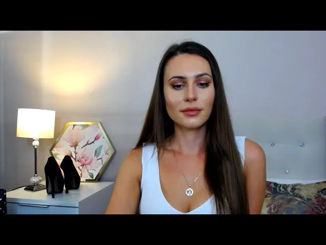 Live sex webcam photo for CharlotteLOV #255407005