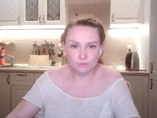 Live sex webcam photo for JaneGrey111 #252255840