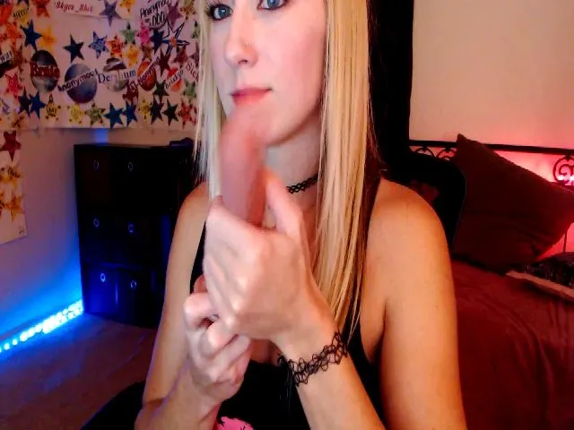 Live sex webcam photo for SouthernSkye #253667782