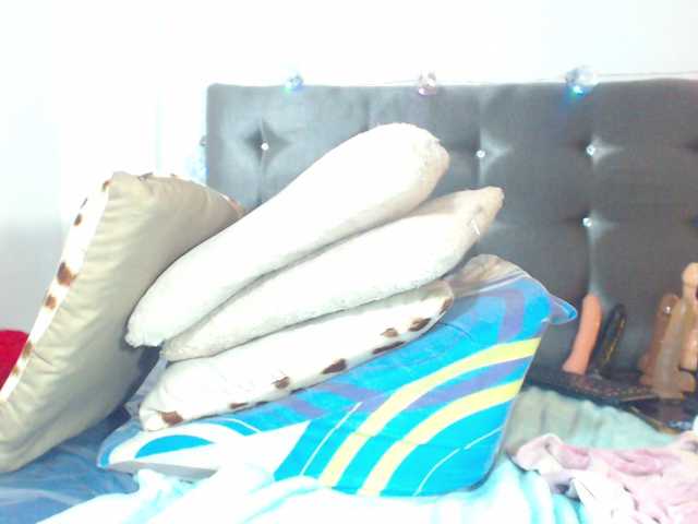 Live sex webcam photo for xsexyblackxx #241327791