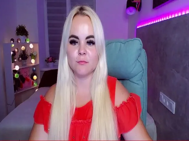 Live sex webcam photo for Jenni__fer #252637683